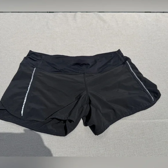 Lululemon Turbo Run Short *Ruffle - Picture 5 of 8